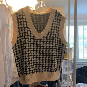 NWOT oversized gingham sweater vest
